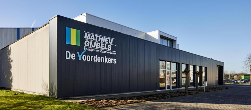 Mathieu Gijbels Zetel west - De voordenkers - Limburgs bouwbedrijf Mathieu Gijbels trekt westwaarts en verankert zich in Deinze